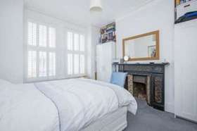 2 bedroom Flat to re...